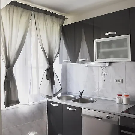Apartment Center *